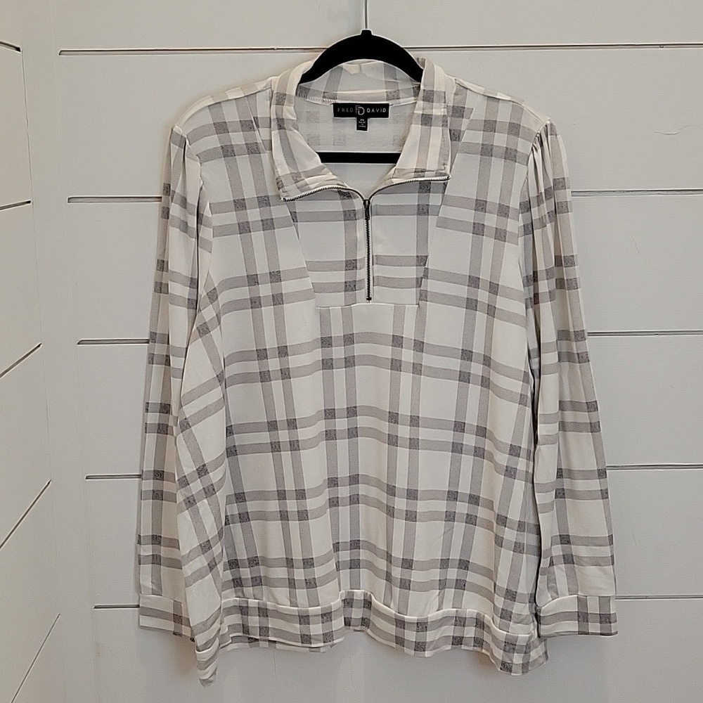 Fred David 2X grey and white plaid pullover